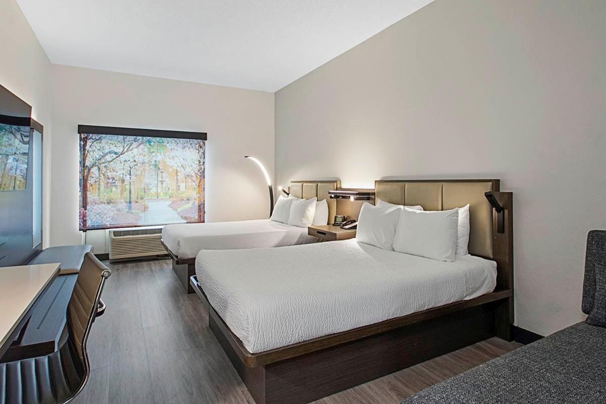 Отель Wingate By Wyndham Macon I-75 Экстерьер фото